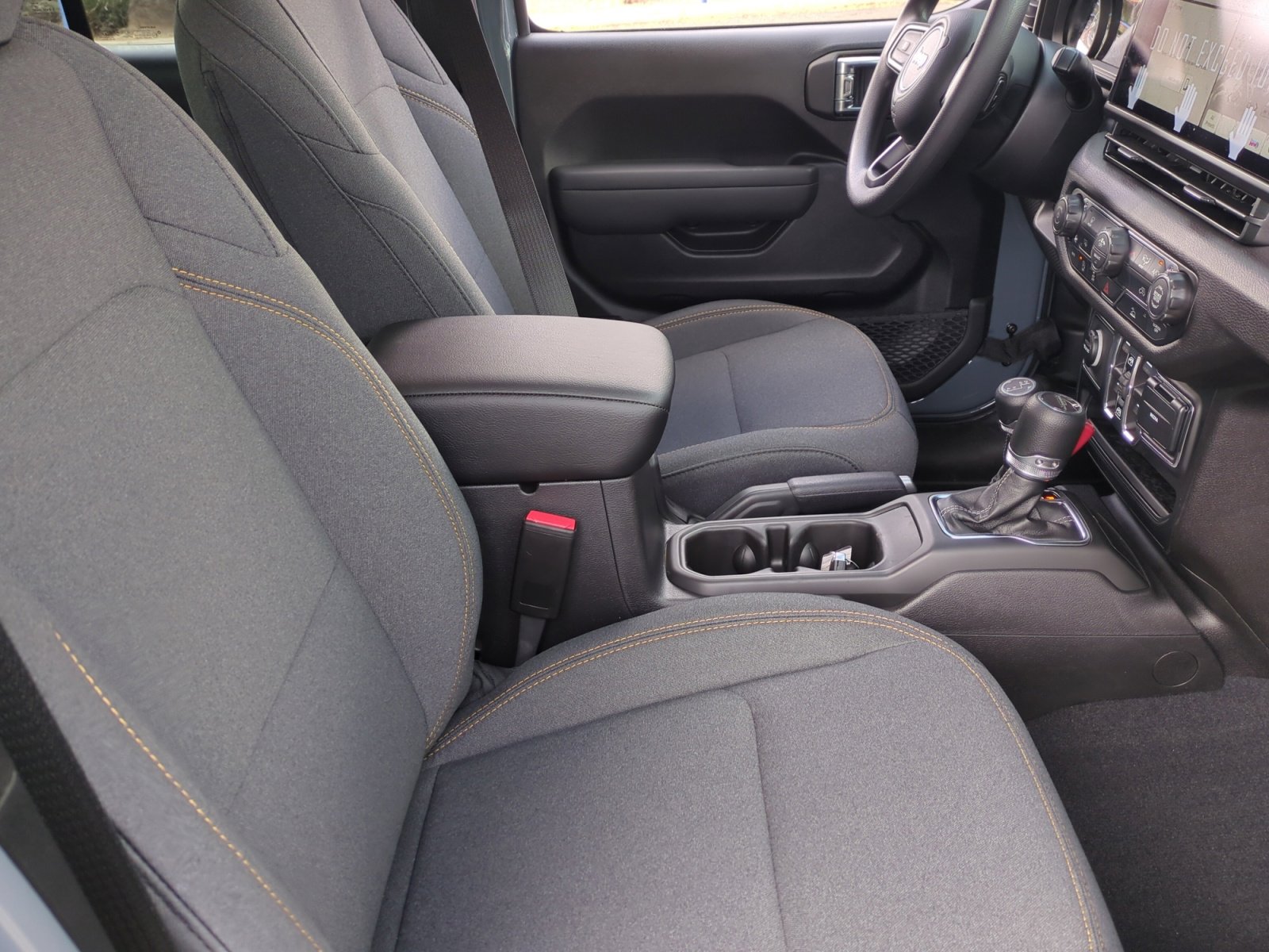 New 2026 Jeep Gladiator Sport image 19