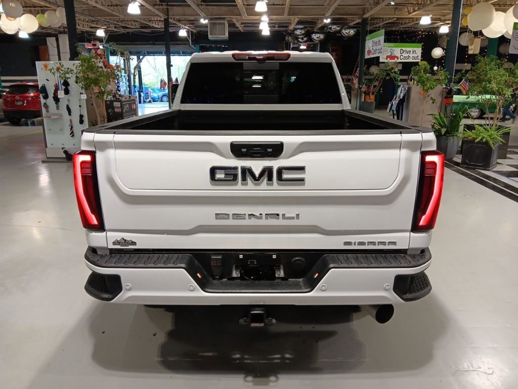 Used 2024 GMC Sierra 2500 Denali Ultimate image 7