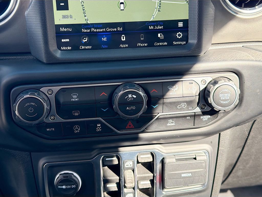 Used 2023 Jeep Gladiator Overland image 34