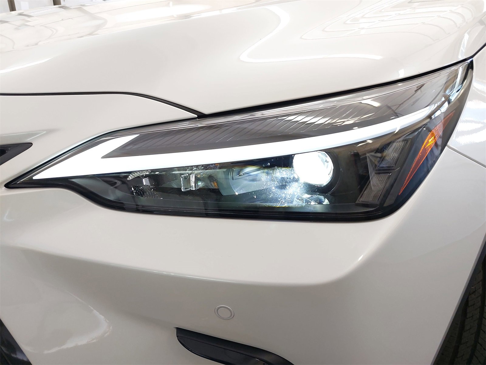 Used 2025 Lexus NX 350h AWD w/ Premium Package image 36