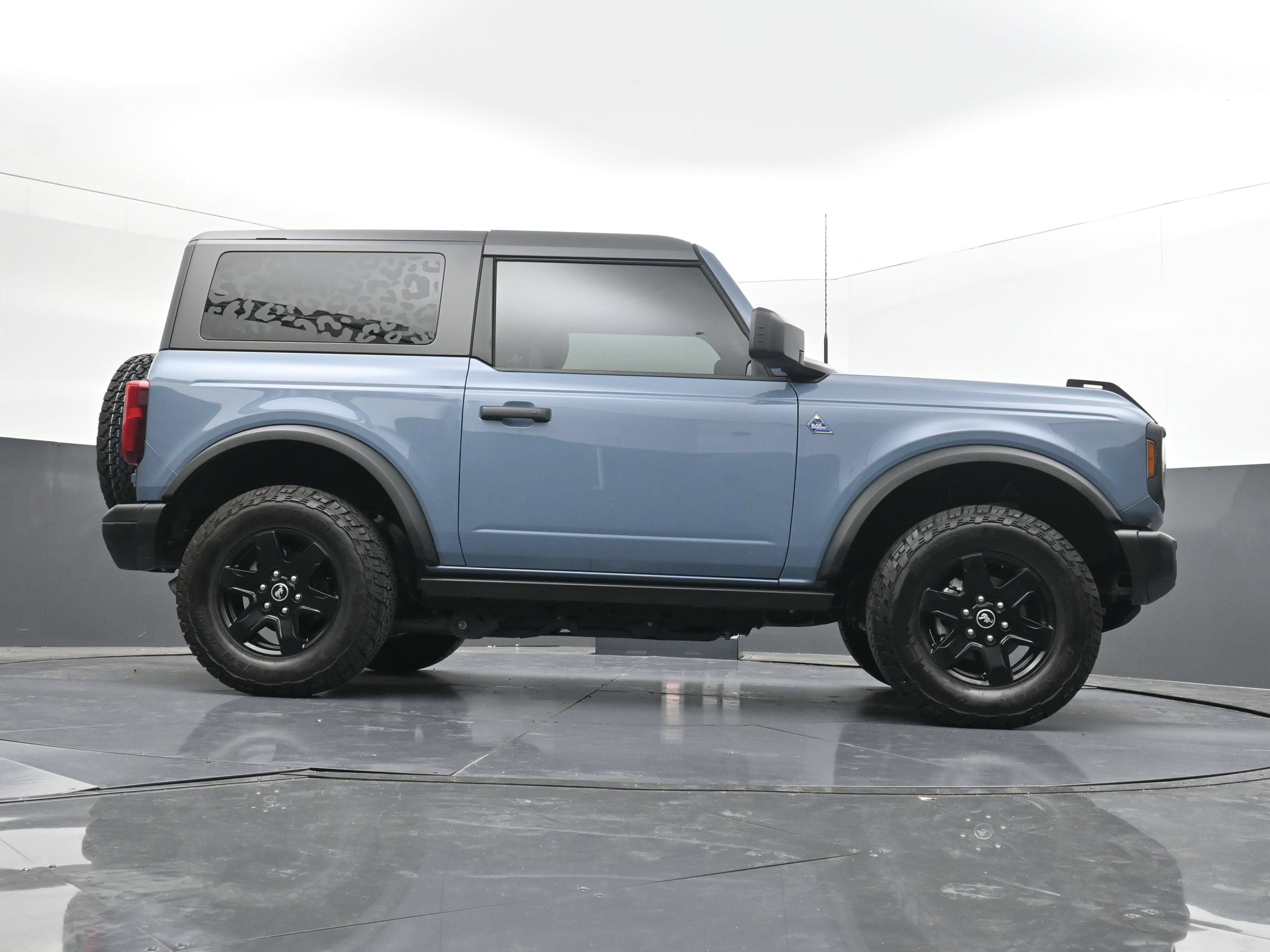Used 2024 Ford Bronco Black Diamond AWD/4WD image 31