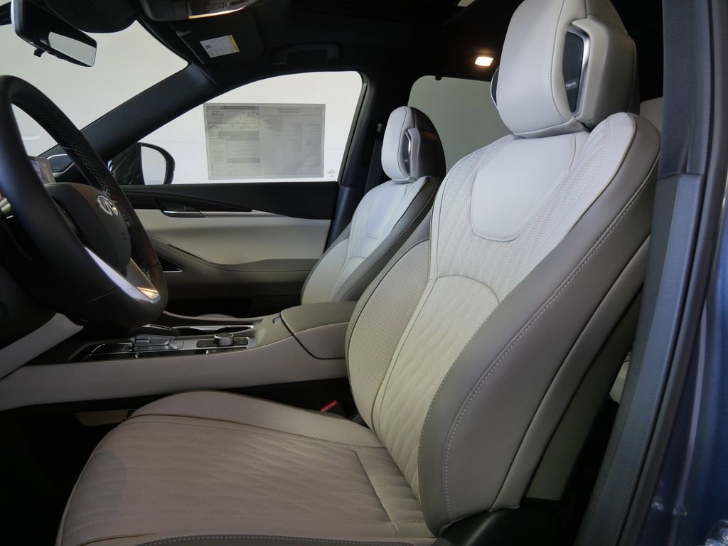 New 2026 INFINITI QX60 Autograph w/ Dark Cargo Package image 11
