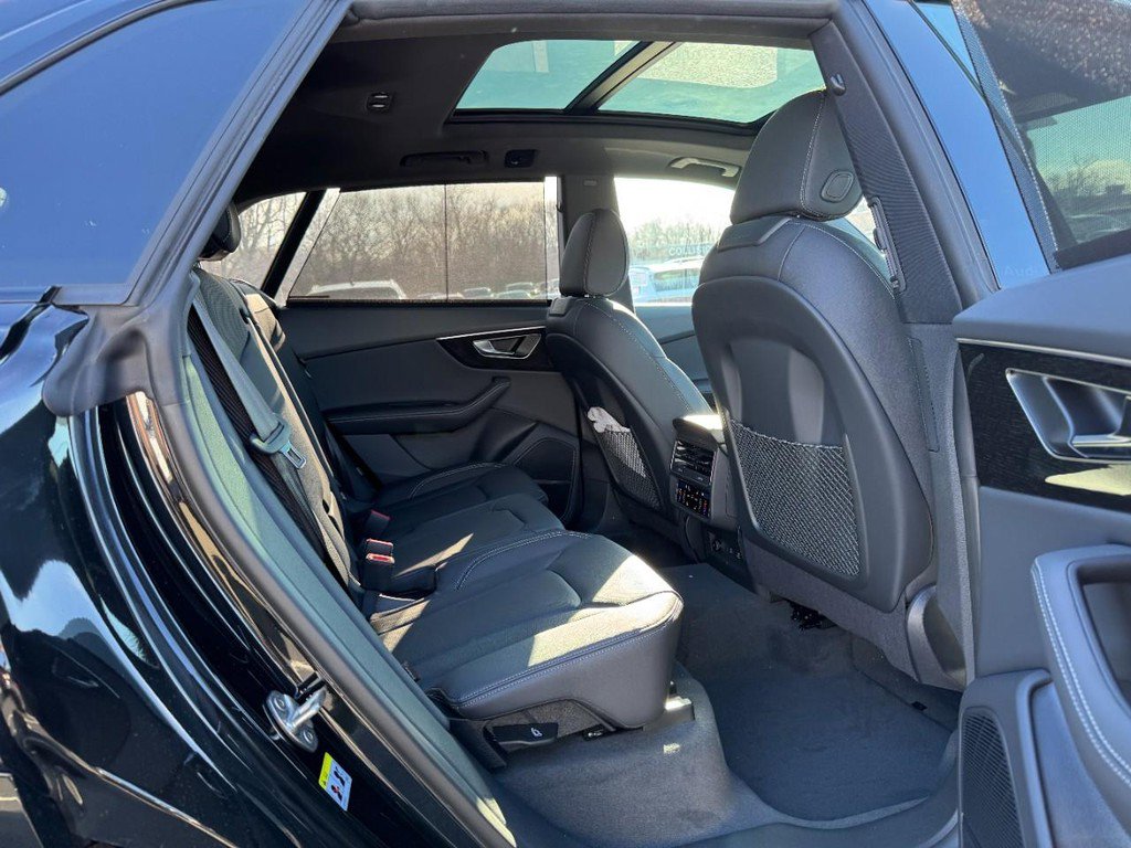 New 2026 Audi Q8 Premium Plus image 7