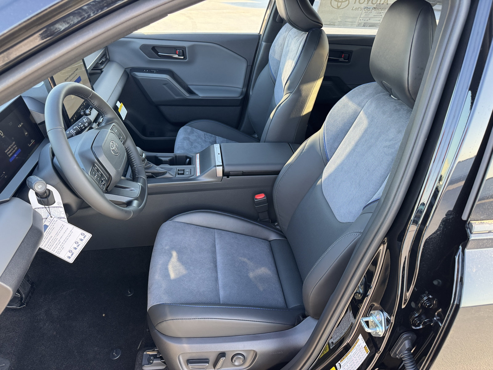 New 2026 Toyota RAV4 XSE AWD/4WD image 2