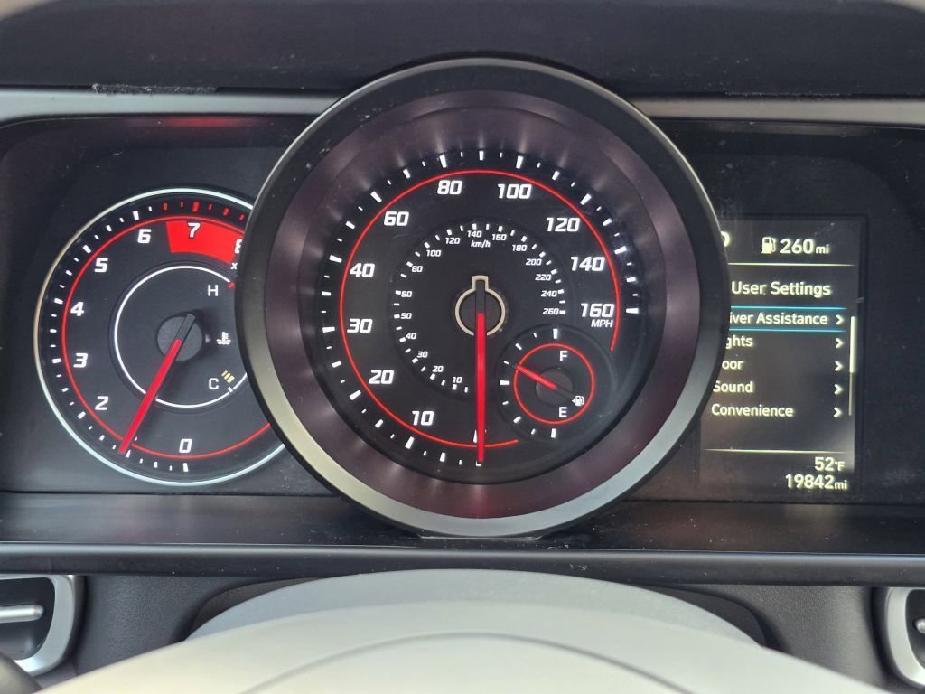 Used 2023 Hyundai Elantra SEL w/ Cargo Package image 13