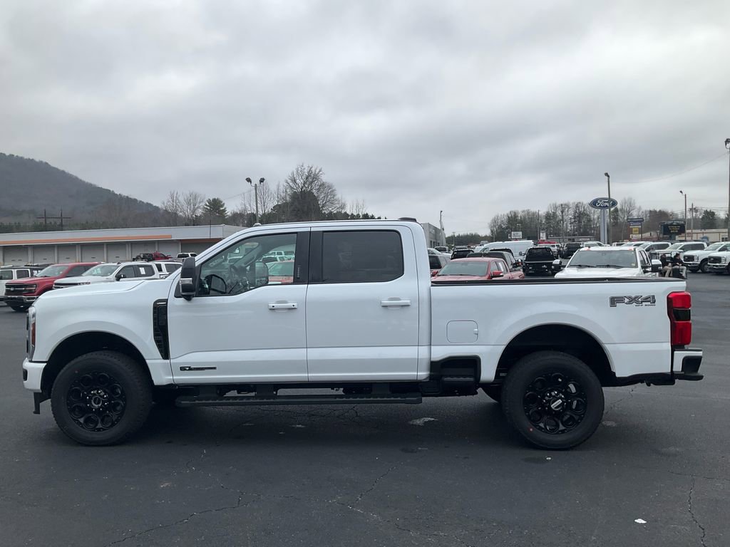 New 2026 Ford F250 Lariat w/ Black Appearance Package image 8
