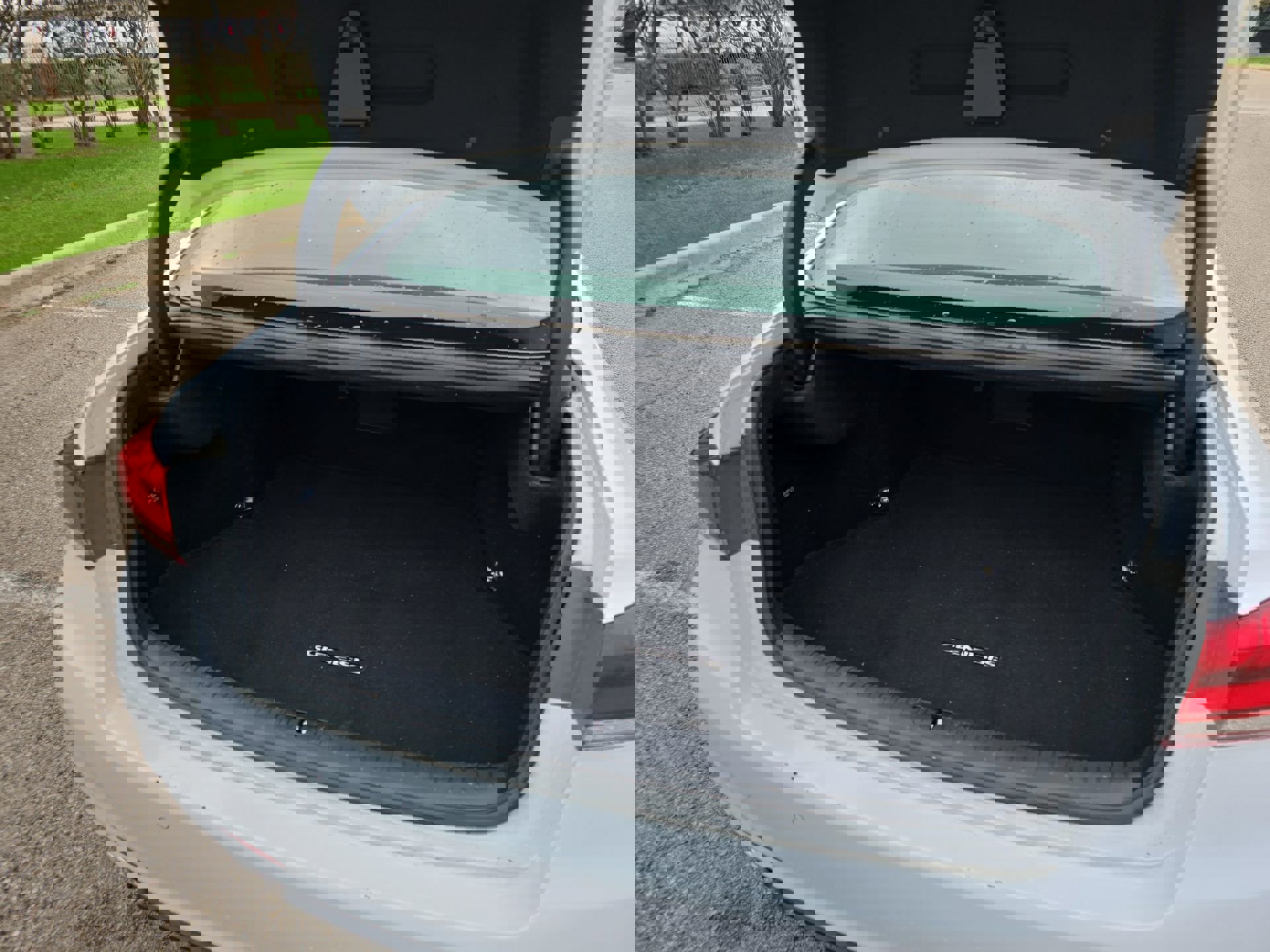 Used 2015 Hyundai Genesis 5.0 image 23