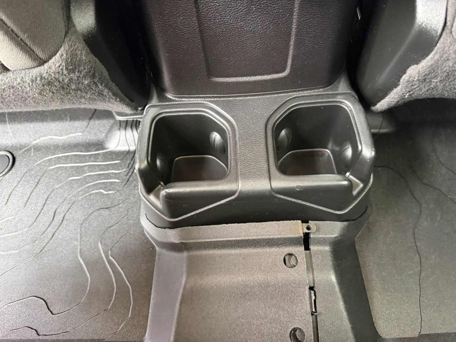 Used 2020 Jeep Gladiator Sport w/ Quick Order Package 24S AWD/4WD image 23