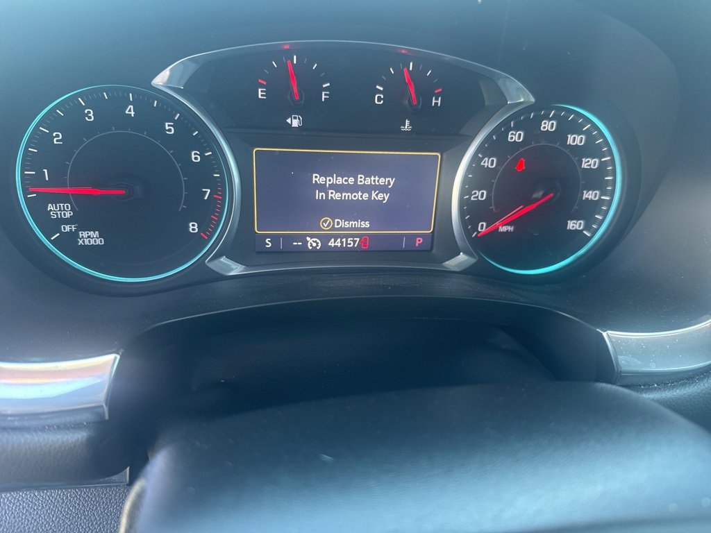 Used 2021 Chevrolet Traverse LT image 22