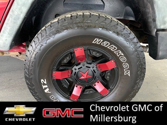 Used 2012 Jeep Wrangler Unlimited Sport AWD/4WD image 7