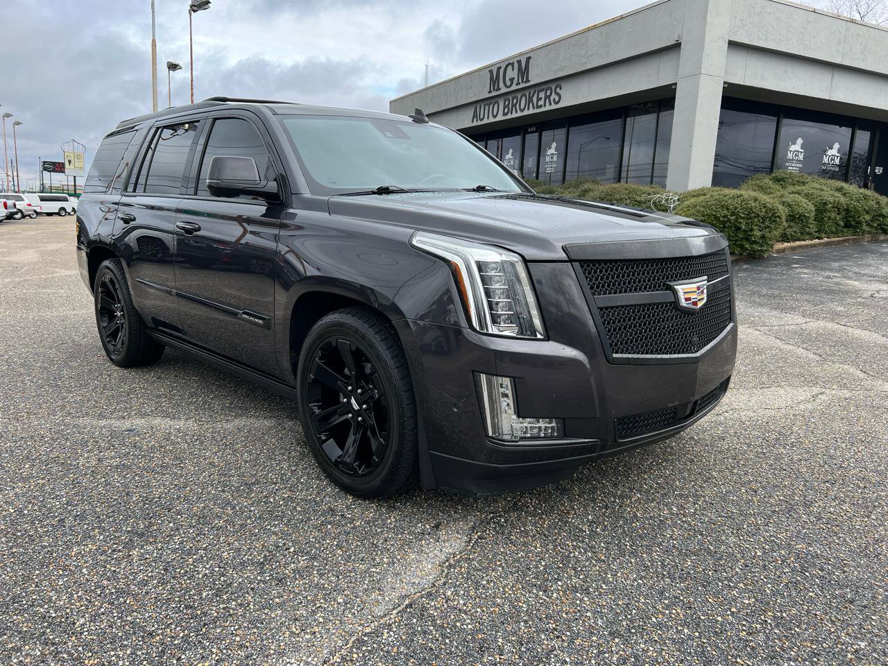 Used 2018 Cadillac Escalade Platinum image 25