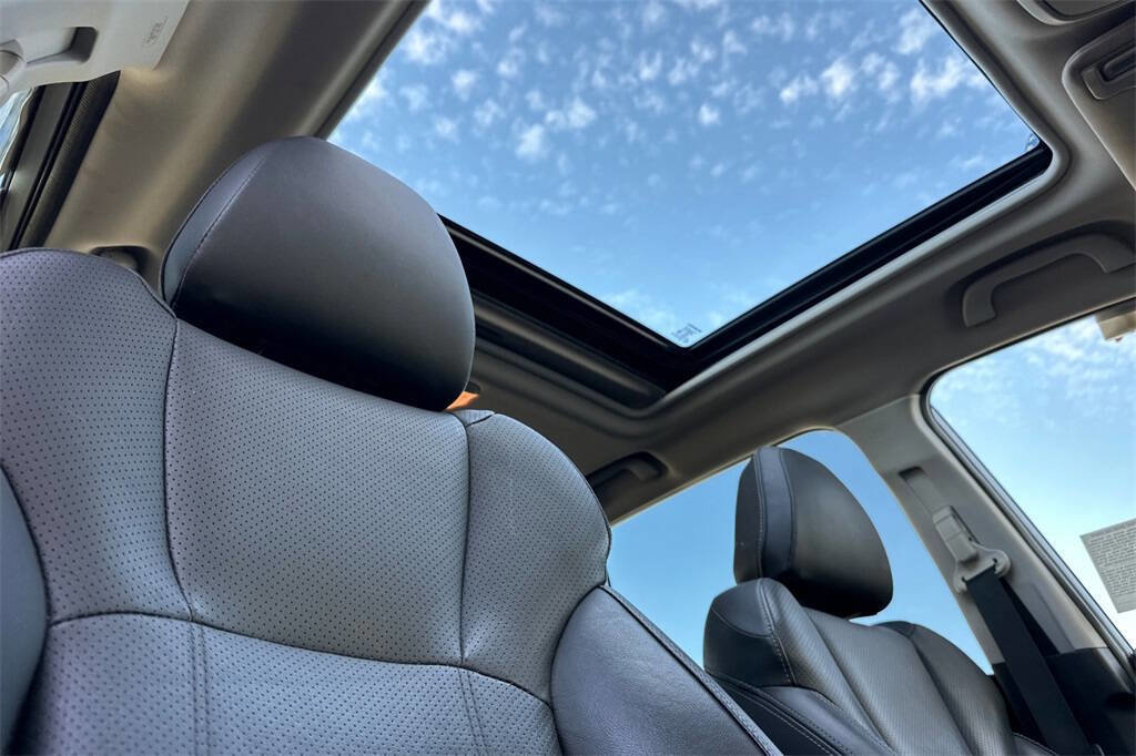 Used 2021 Subaru Forester Limited image 17