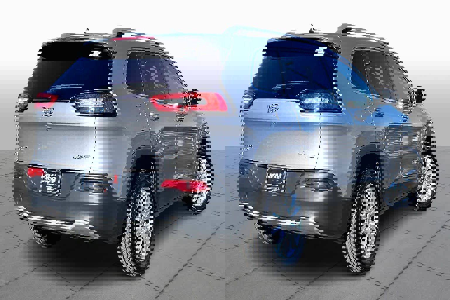 Used 2017 Jeep Cherokee Limited image 13