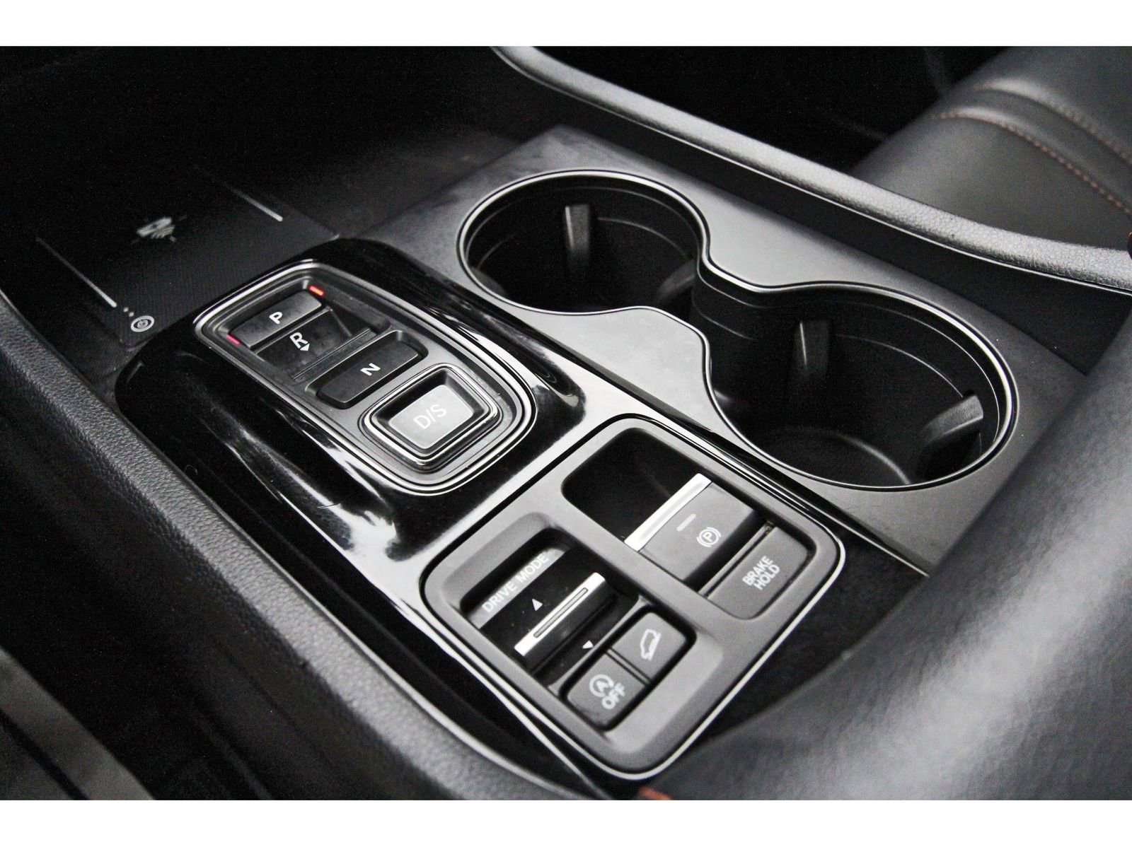 Used 2025 Honda Pilot TrailSport image 31