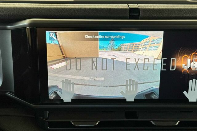 New 2026 Jeep Gladiator Sport AWD/4WD image 15