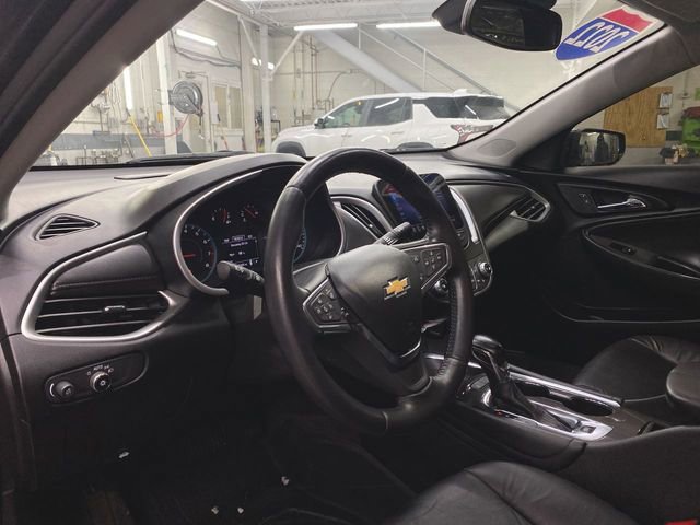 Used 2022 Chevrolet Malibu LT w/ Leather Package image 10
