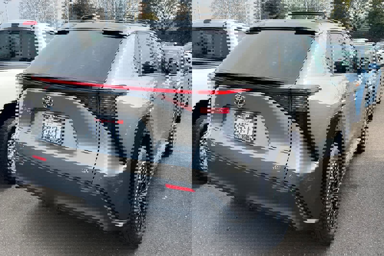 Used 2024 Toyota bZ4X XLE w/ Weather Package image 2