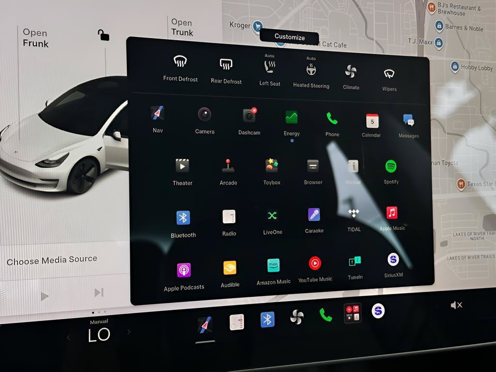 Used 2021 Tesla Model 3 Standard Range RWD image 10