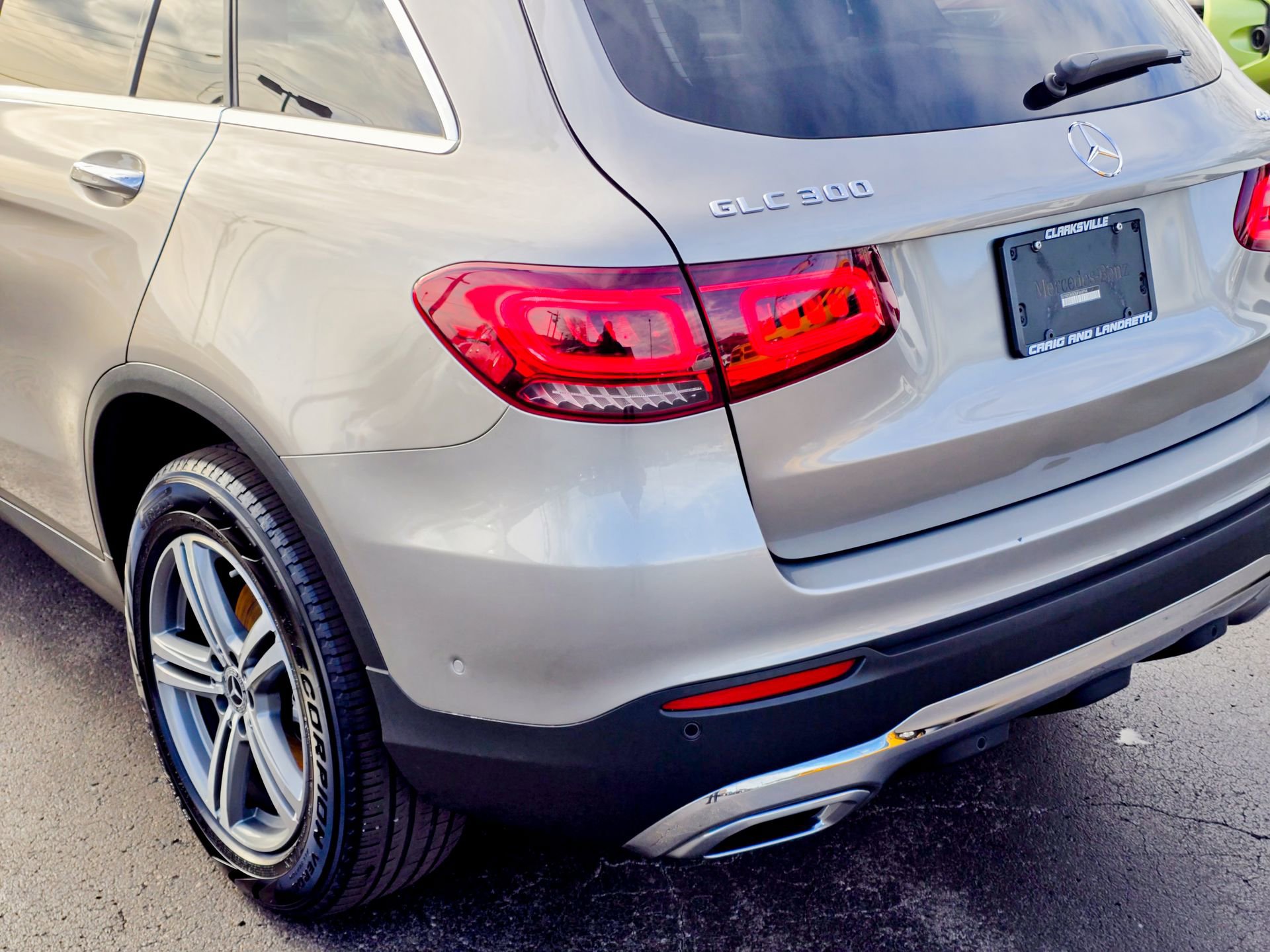 Used 2021 Mercedes-Benz GLC 300 4MATIC image 15