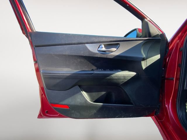 Used 2019 Kia Forte LXS image 16