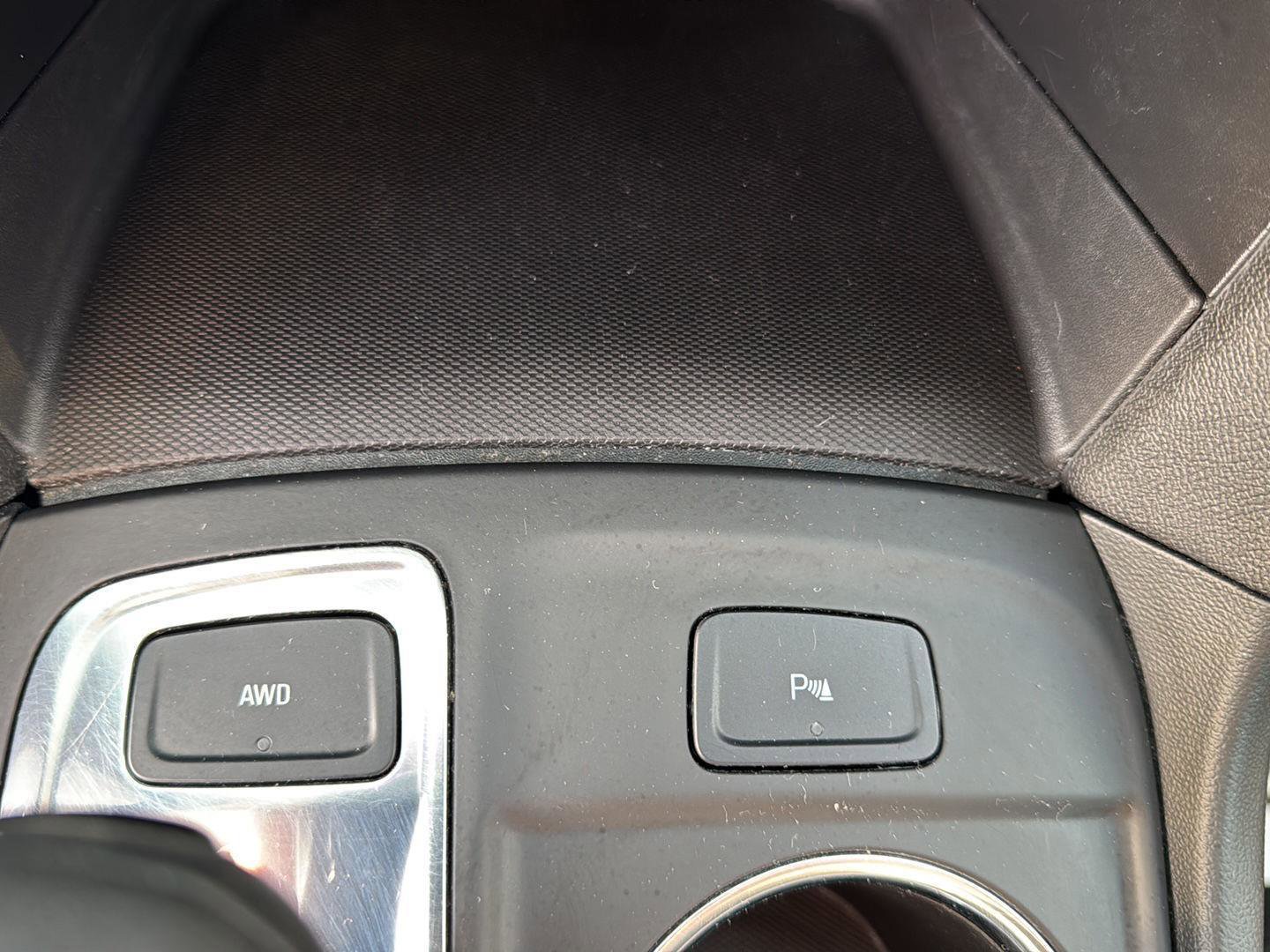 Used 2024 Chevrolet Equinox LT image 15