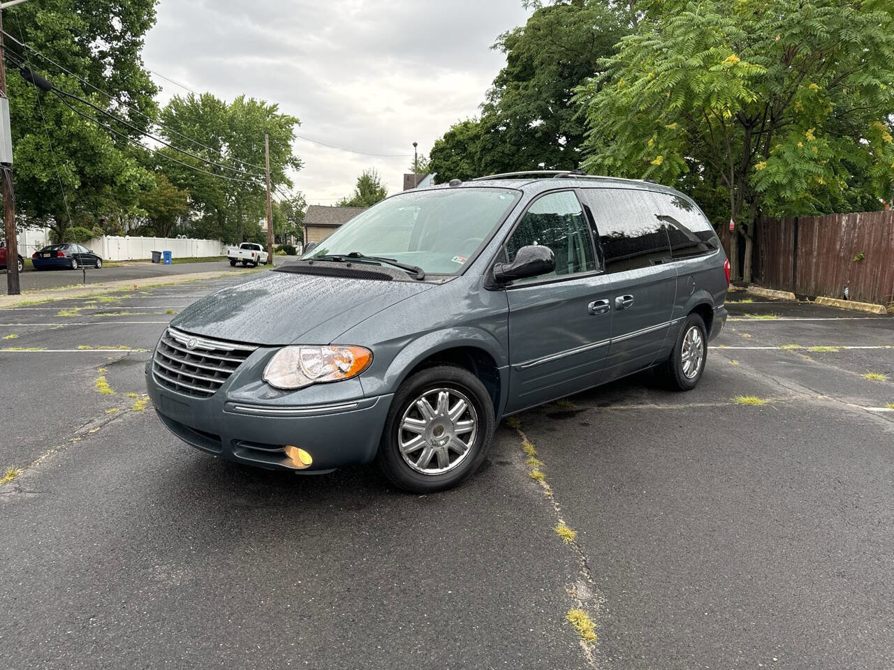Used 2005 Chrysler Town Country Limited for Sale Kelley Blue Book