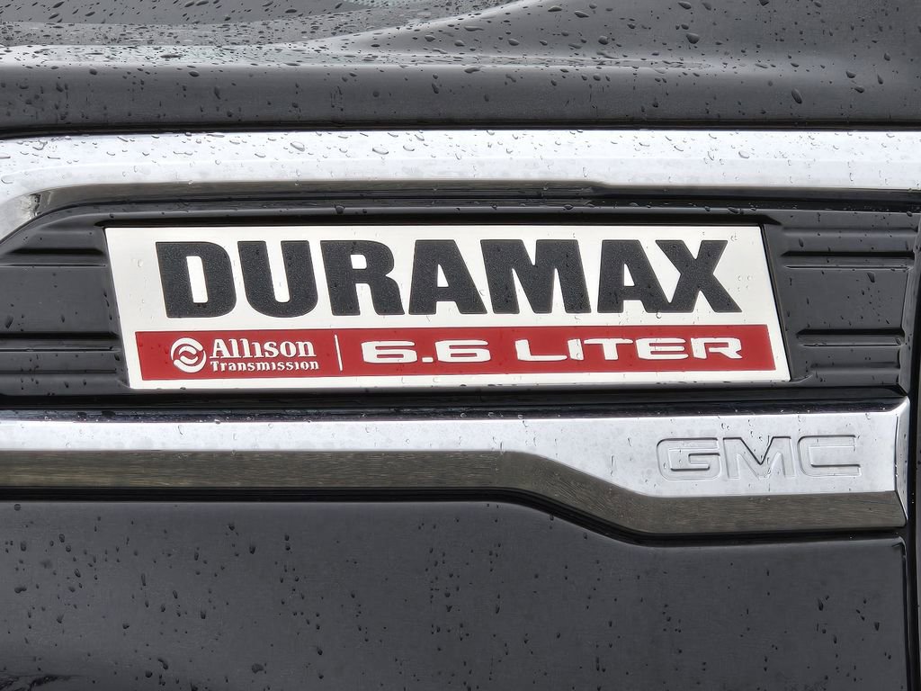 Used 2022 GMC Sierra 2500 Denali w/ Denali Ultimate Package AWD/4WD image 3