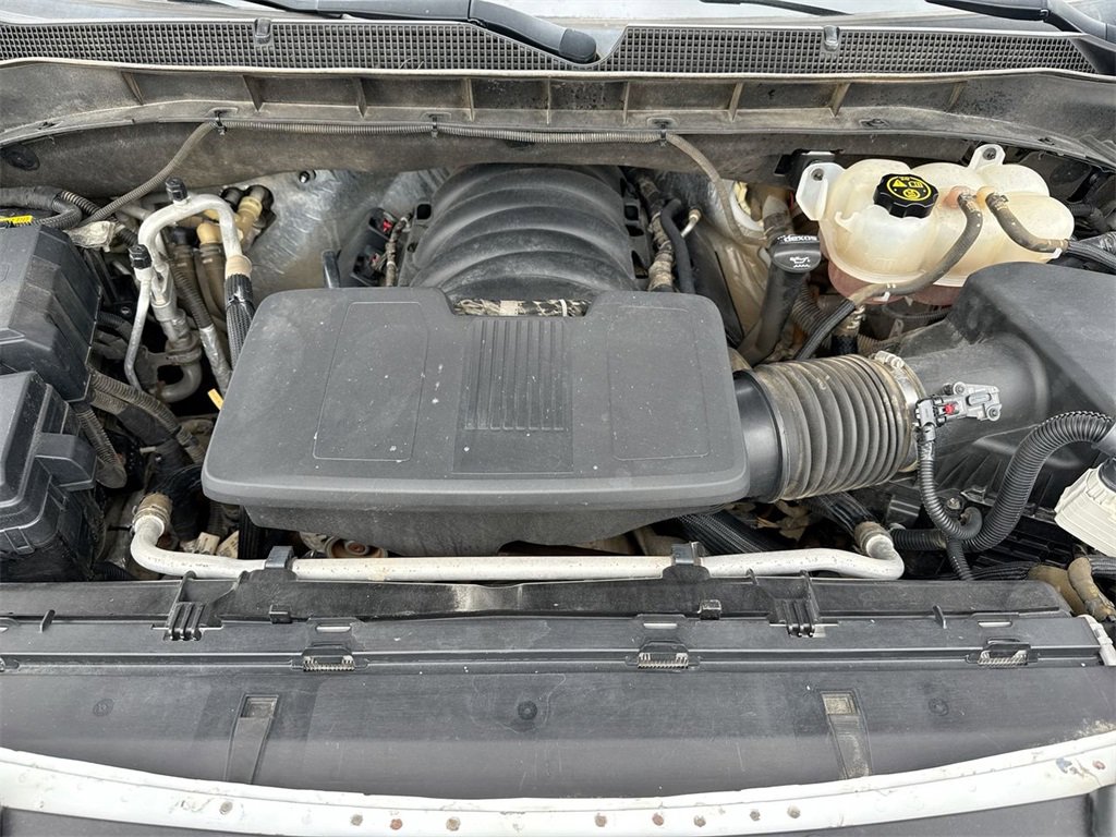 Used 2021 Chevrolet Suburban LT image 27