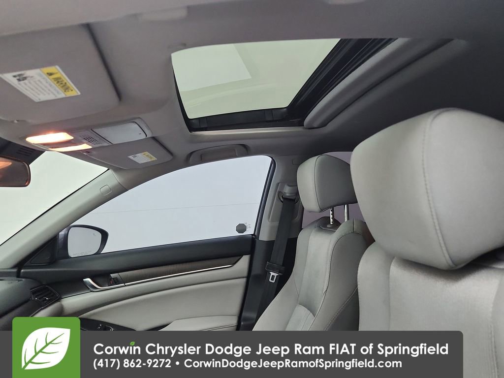 Used 2018 Honda Accord EX image 28