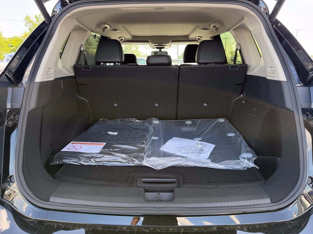 New 2026 Nissan Rogue Platinum w/ Platinum Premium Package AWD/4WD image 36