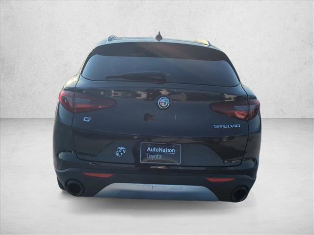 Used 2019 Alfa Romeo Stelvio Ti Lusso w/ Quick Order Package 22X Lusso image 6