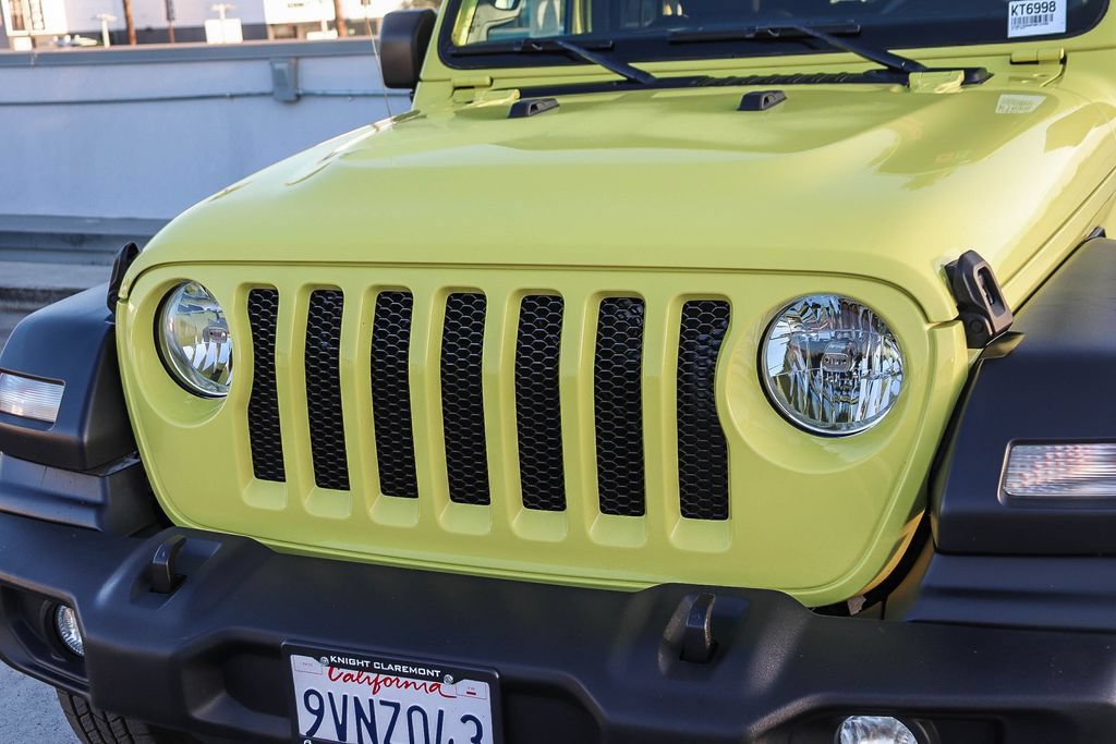 Used 2023 Jeep Wrangler Unlimited Sport AWD/4WD image 6