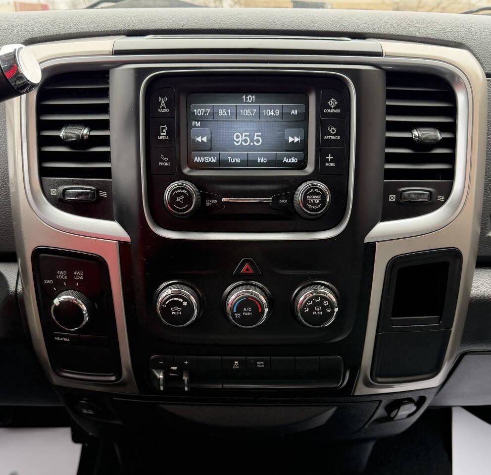 Used 2018 RAM 2500 SLT image 16