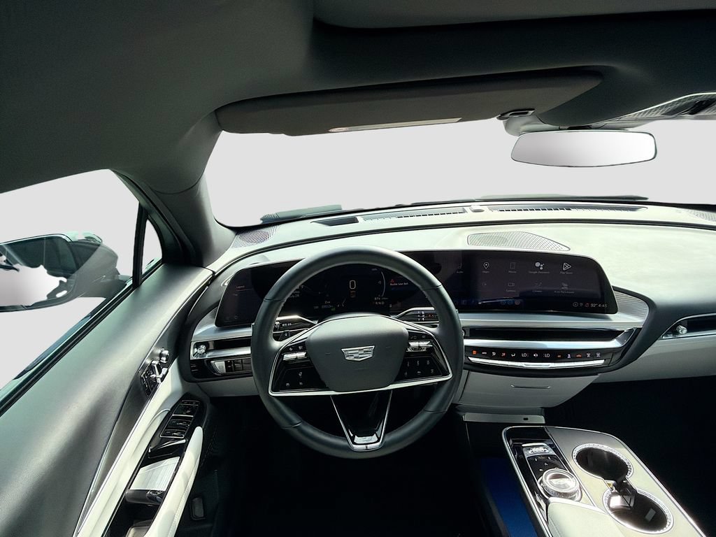 Used 2024 Cadillac Lyriq Sport RWD image 17