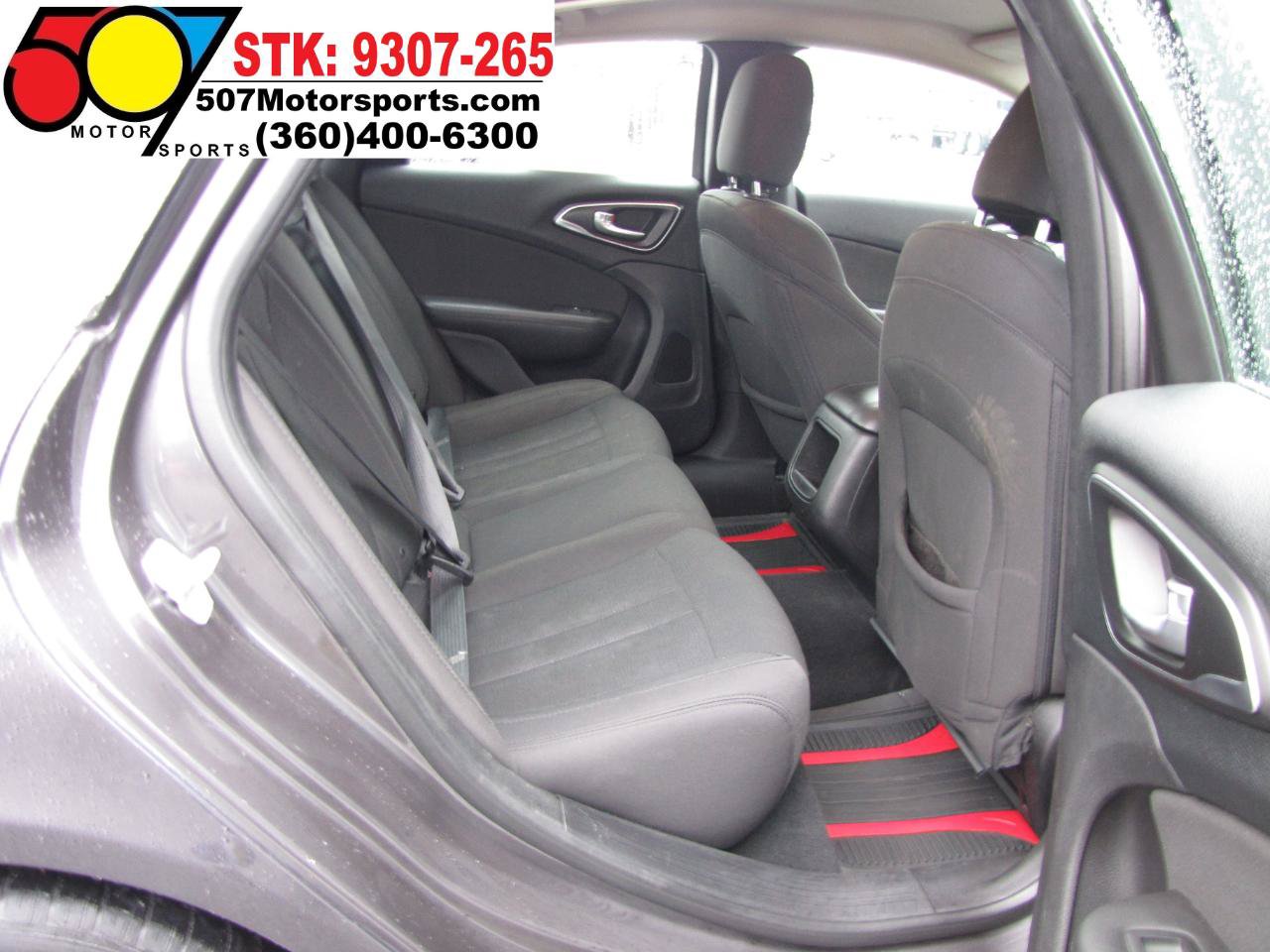 Used 2016 Chrysler 200 Limited FWD image 16