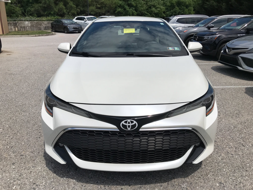 Used 2019 Toyota Corolla XSE FWD image 3