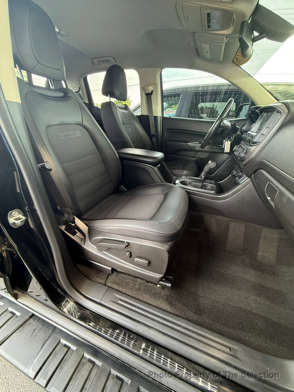 Used 2015 GMC Canyon SLE w/ All-Terrain Package AWD/4WD image 38