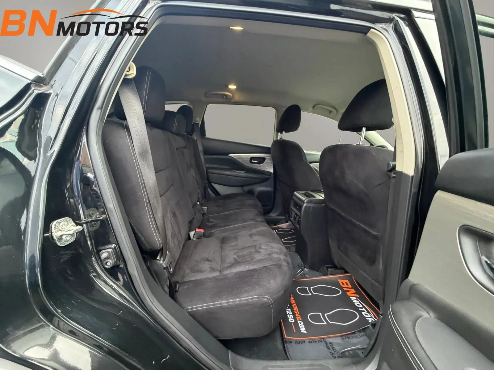 Used 2018 Nissan Murano SV AWD/4WD image 14