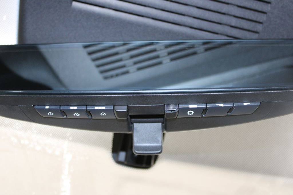 Used 2022 Nissan Armada Platinum w/ Captain's Chairs Package image 59