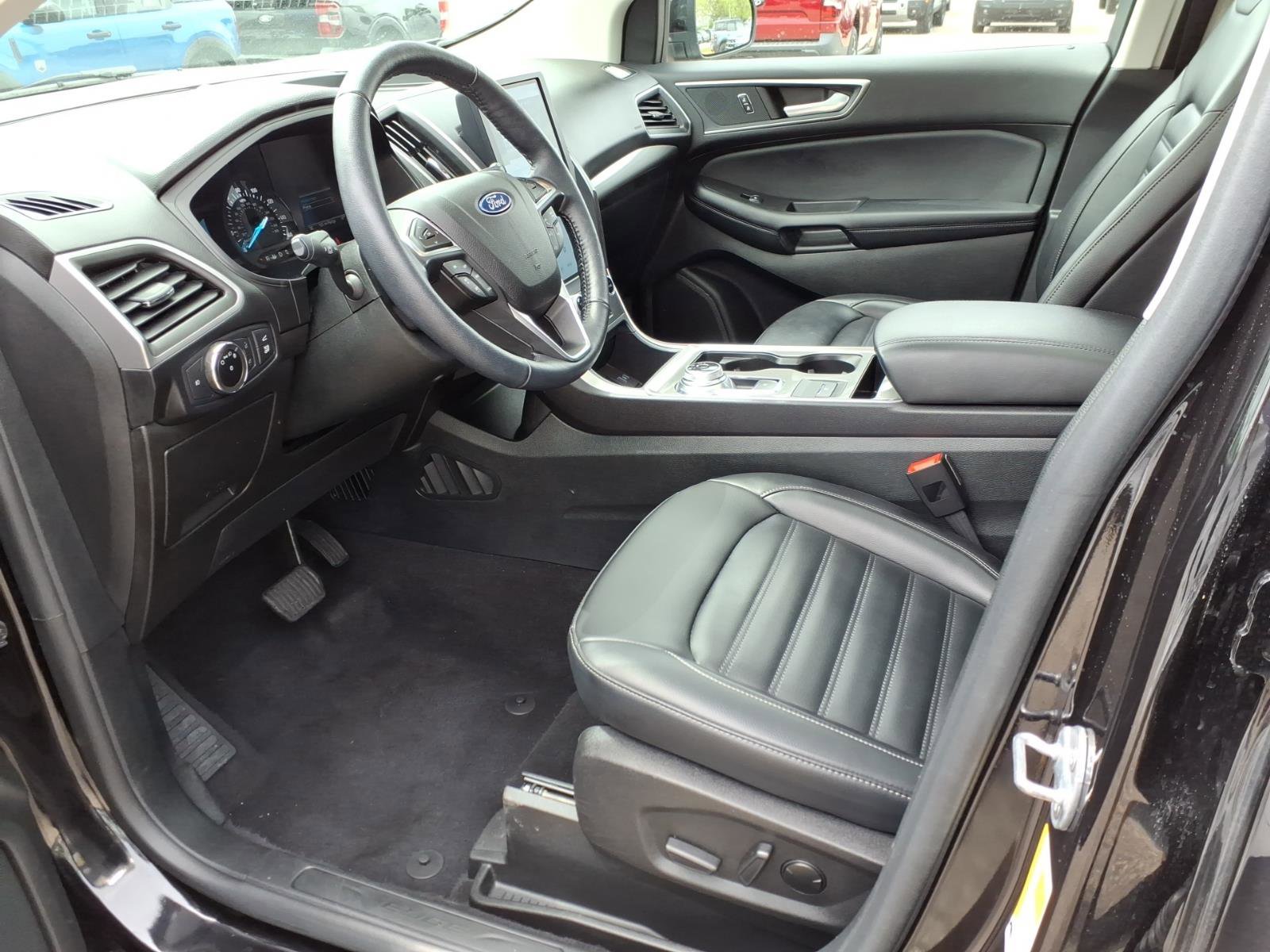 Used 2023 Ford Edge SEL w/ Convenience Package AWD/4WD image 11