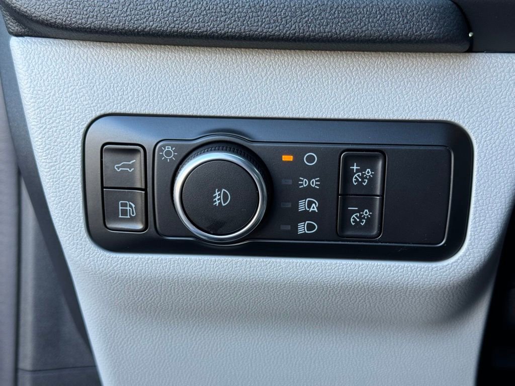 New 2025 Ford Escape SE w/ PHEV Premium Package image 16