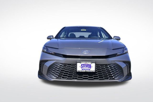 New 2026 Toyota Camry SE image 4