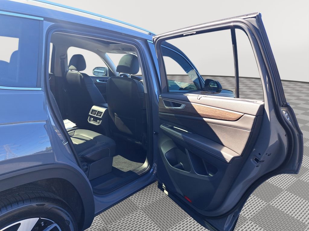 New 2025 Volkswagen Atlas SEL AWD/4WD image 15