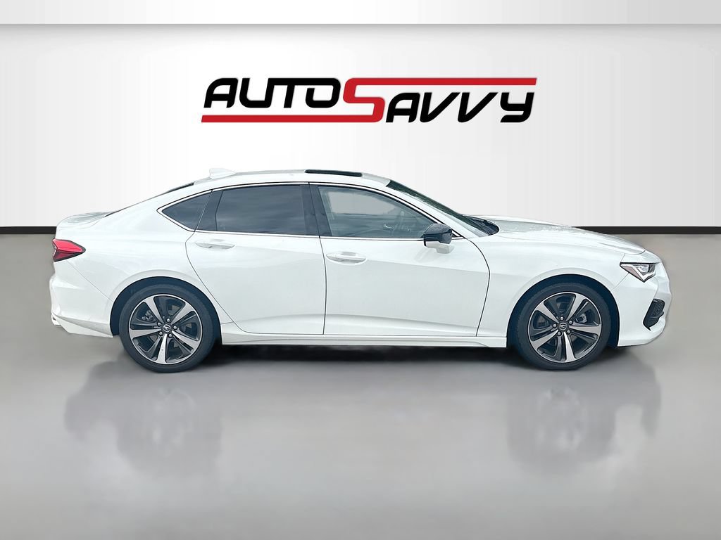 Used 2025 Acura TLX w/ Technology Package FWD image 8