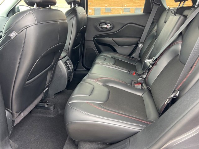 Used 2020 Jeep Cherokee Trailhawk w/ Cold Weather Group image 21