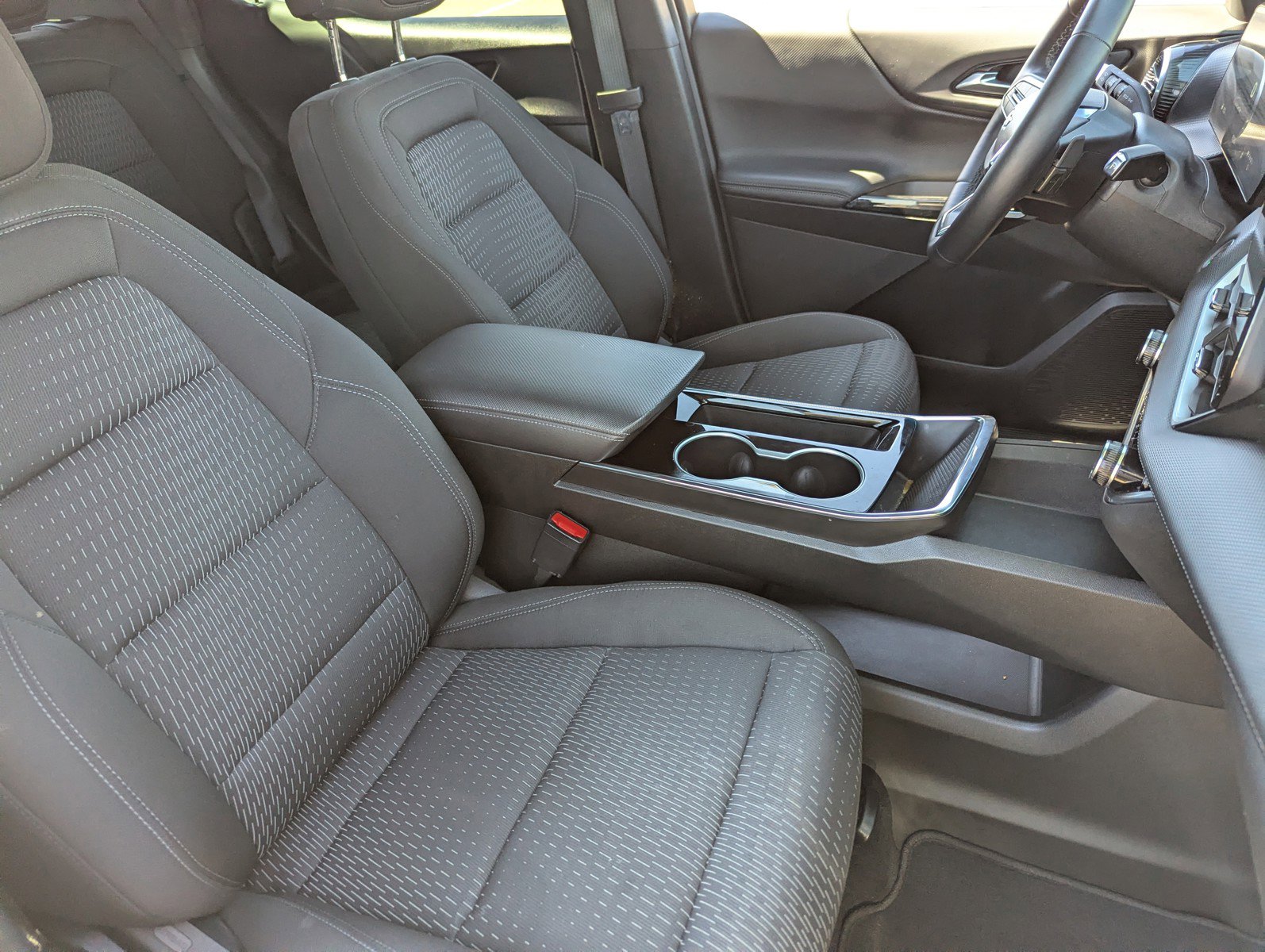 Certified 2025 Chevrolet Equinox LT image 11