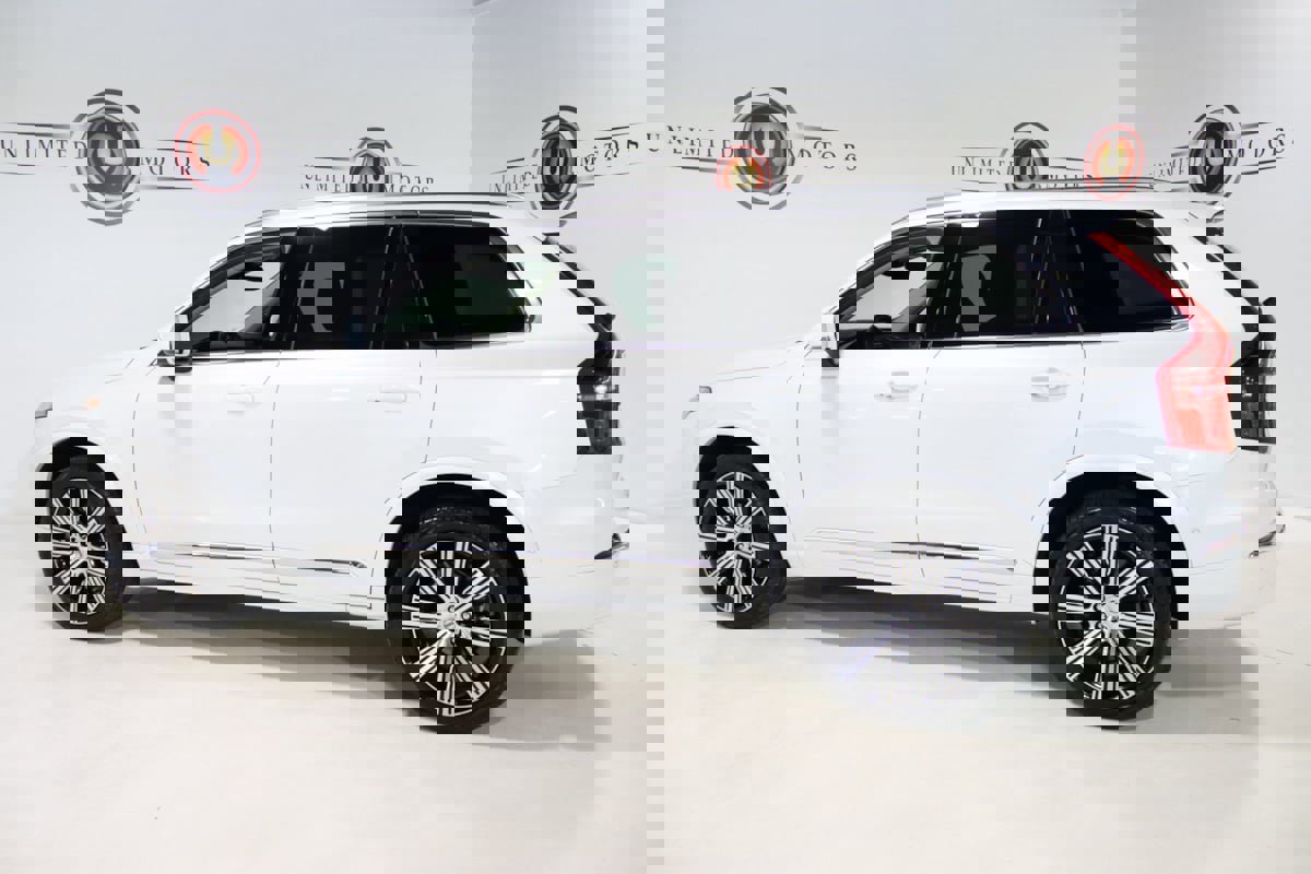 Used 2023 Volvo XC90 B6 Ultimate AWD/4WD image 29