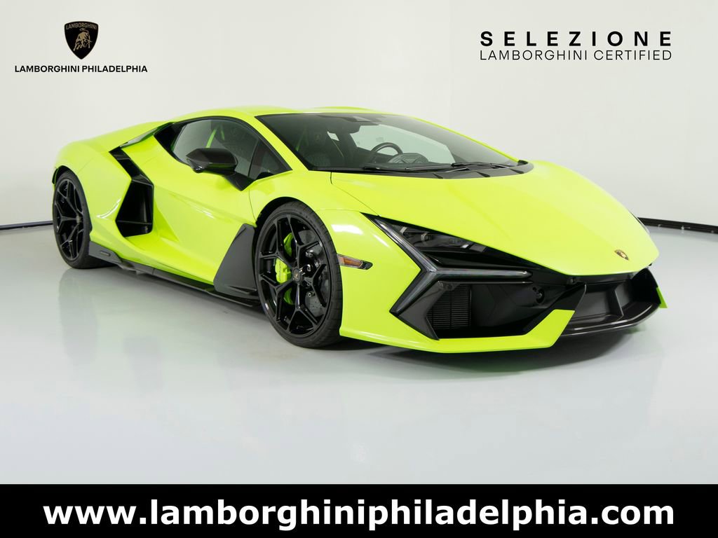 Used 2025 Lamborghini Revuelto image 3