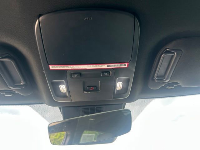 Used 2025 Toyota Camry SE FWD image 16