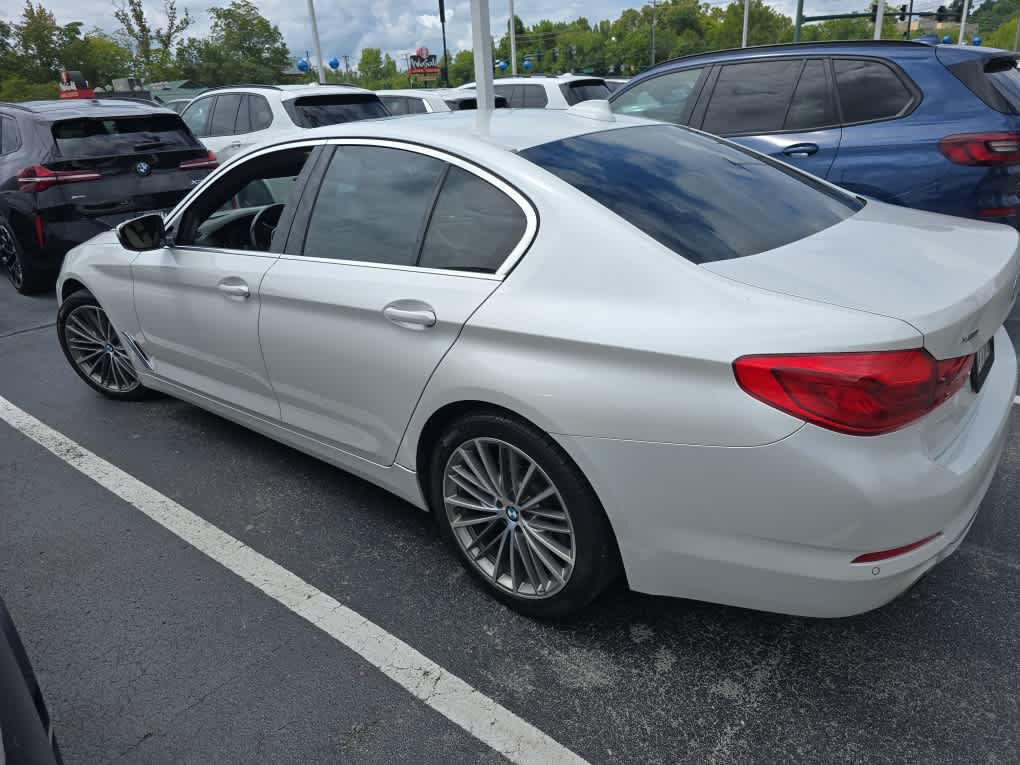 Used 2019 BMW 530i xDrive AWD/4WD image 4